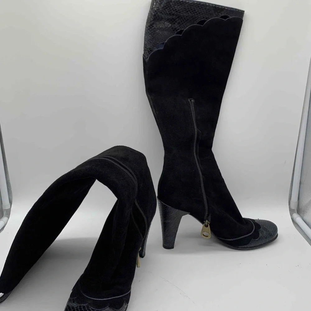 Marc Jacobs SEXY STYLISH black suede knee high heel boots 8 - Picture 5 of 7
